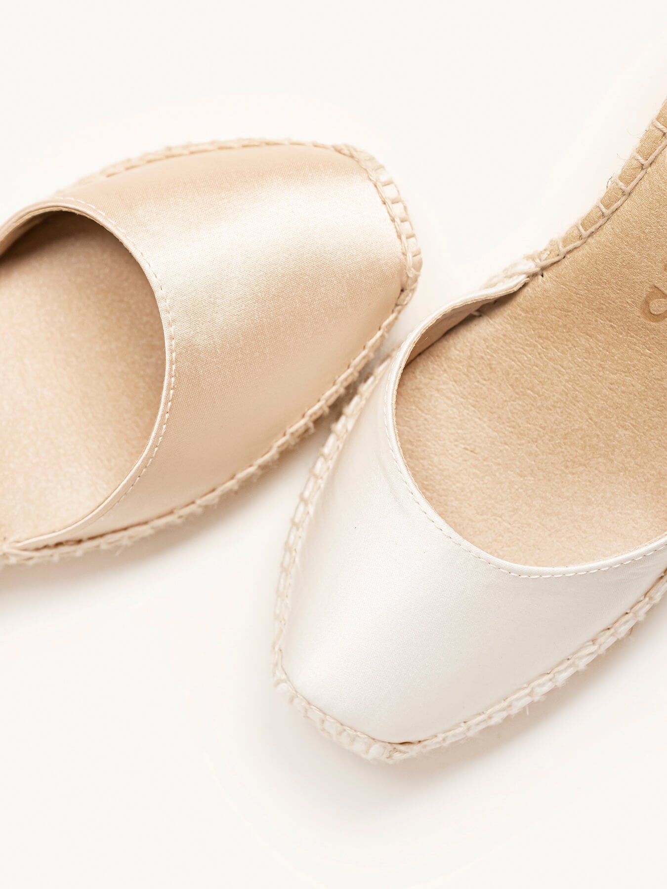 Dalia Cunha Alta Cetim Branco