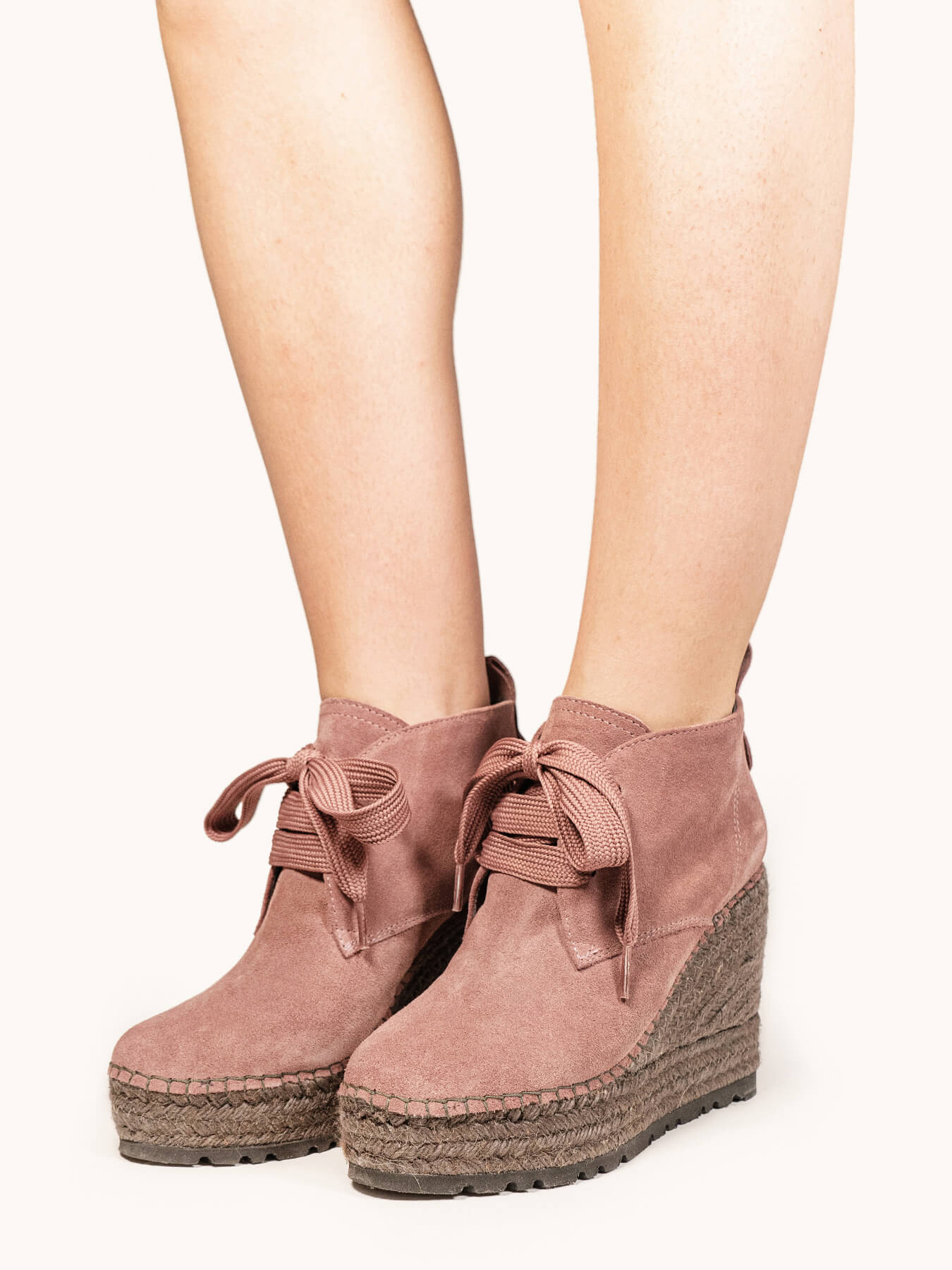 Nogal Cuña Alta Lila