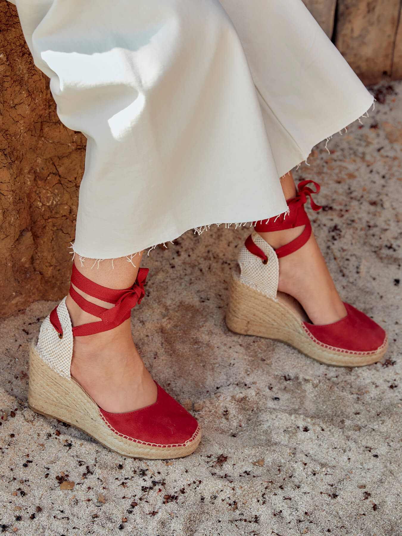 Romero Cuña Alta Ante Rojo – Alhamas - Main Image