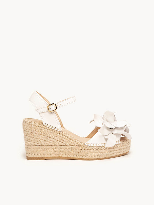 Alelí Cuña Media Plataforma Napa Flor Blanco