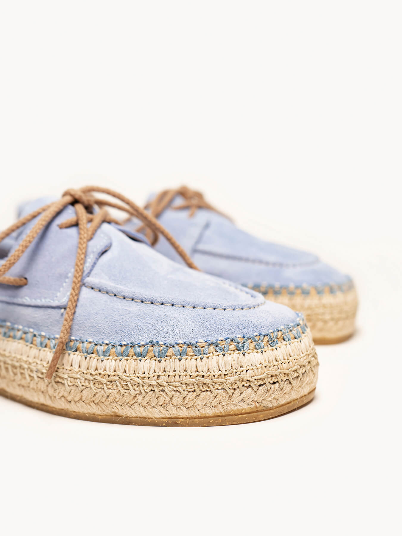 Azafrán Serraje Azul Claro