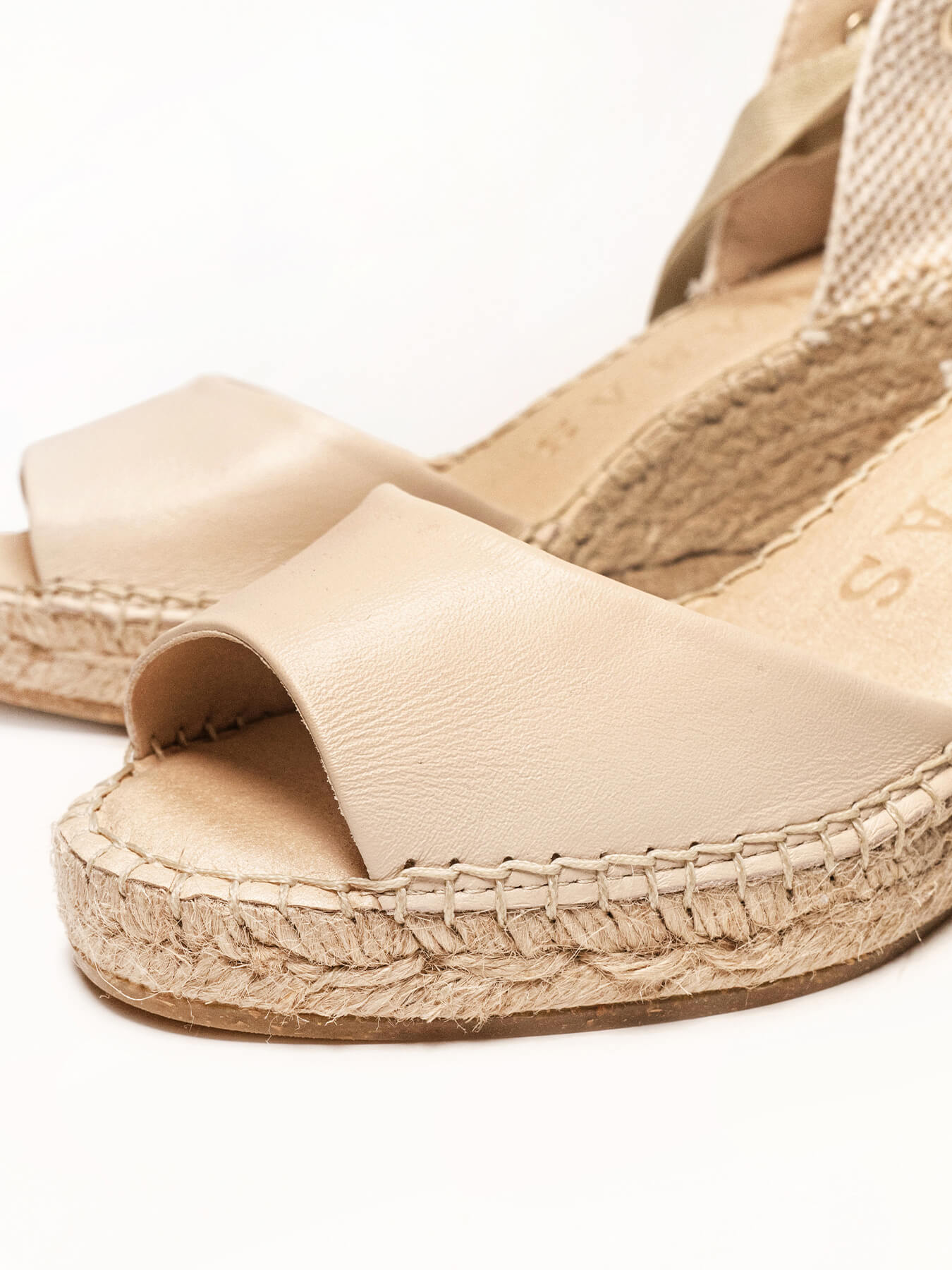 Azalea Cuña Media Arena