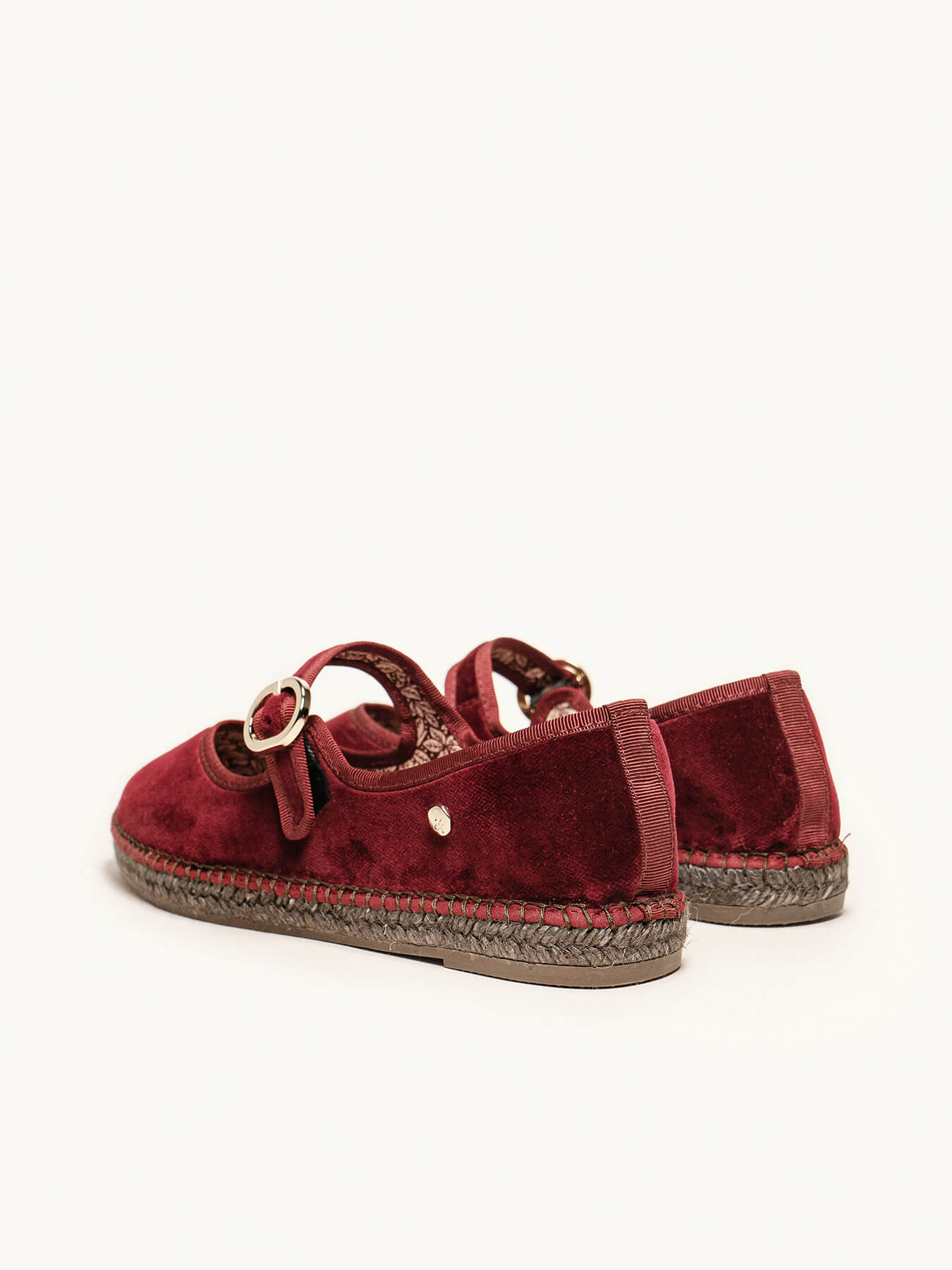 Azucena Terciopelo Granate