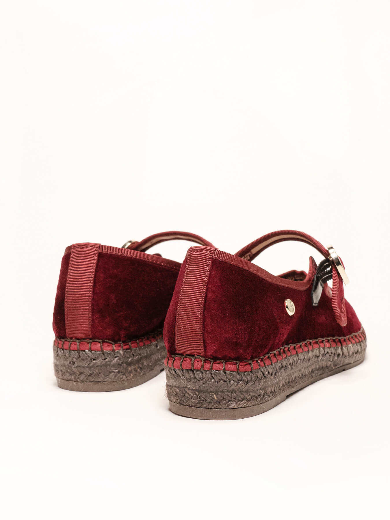 Azucena  Garnet Velvet Wedge