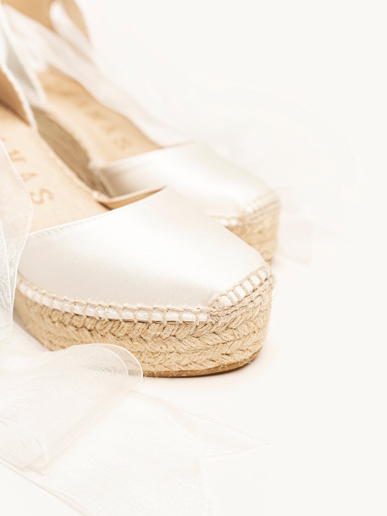 Cala Compensée Haute Satin Blanc