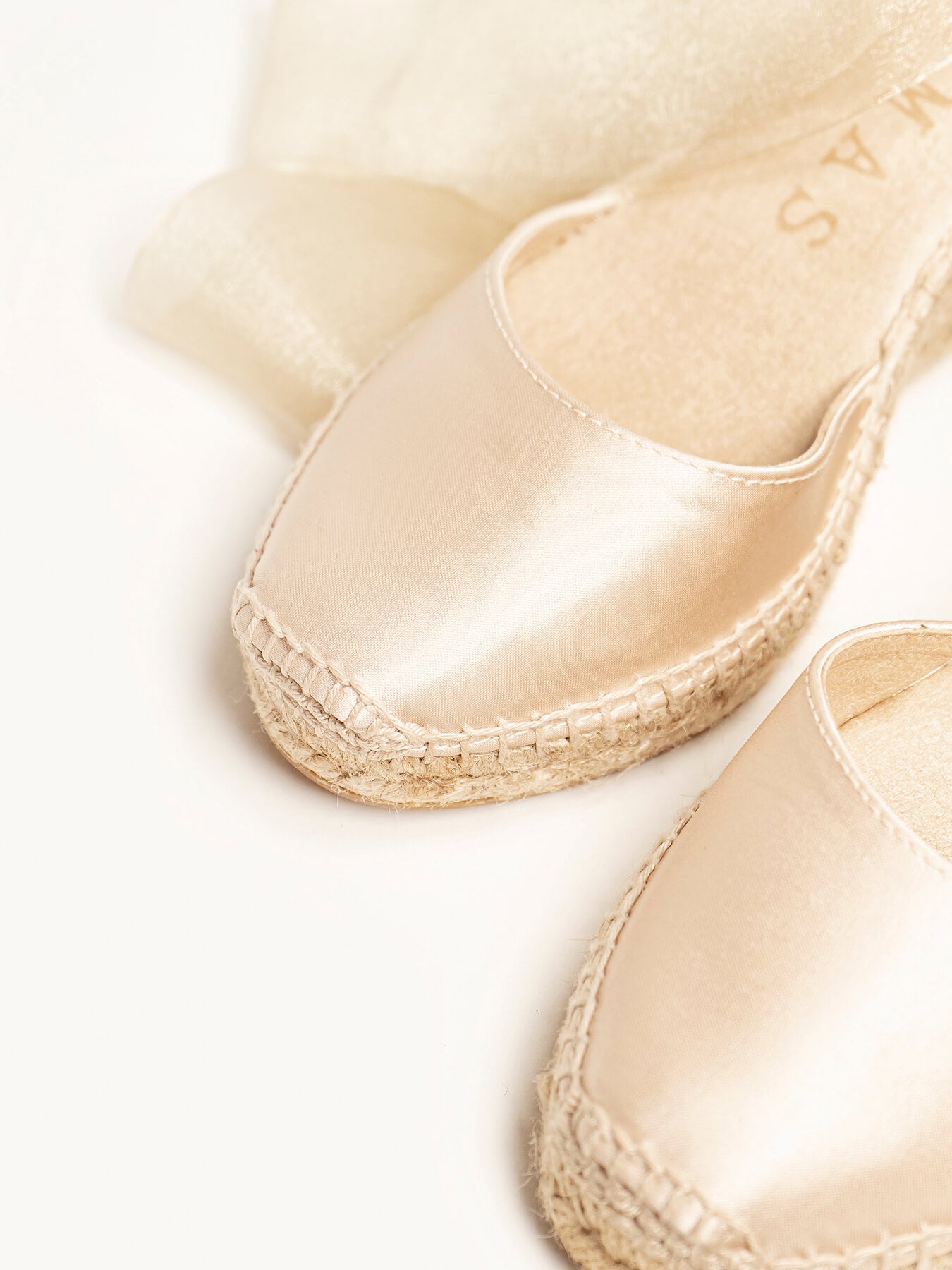 Cala Cuña Media Raso Crudo