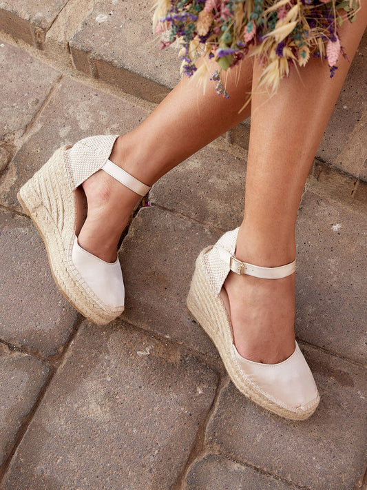 Dalia High Wedge Raw Satin