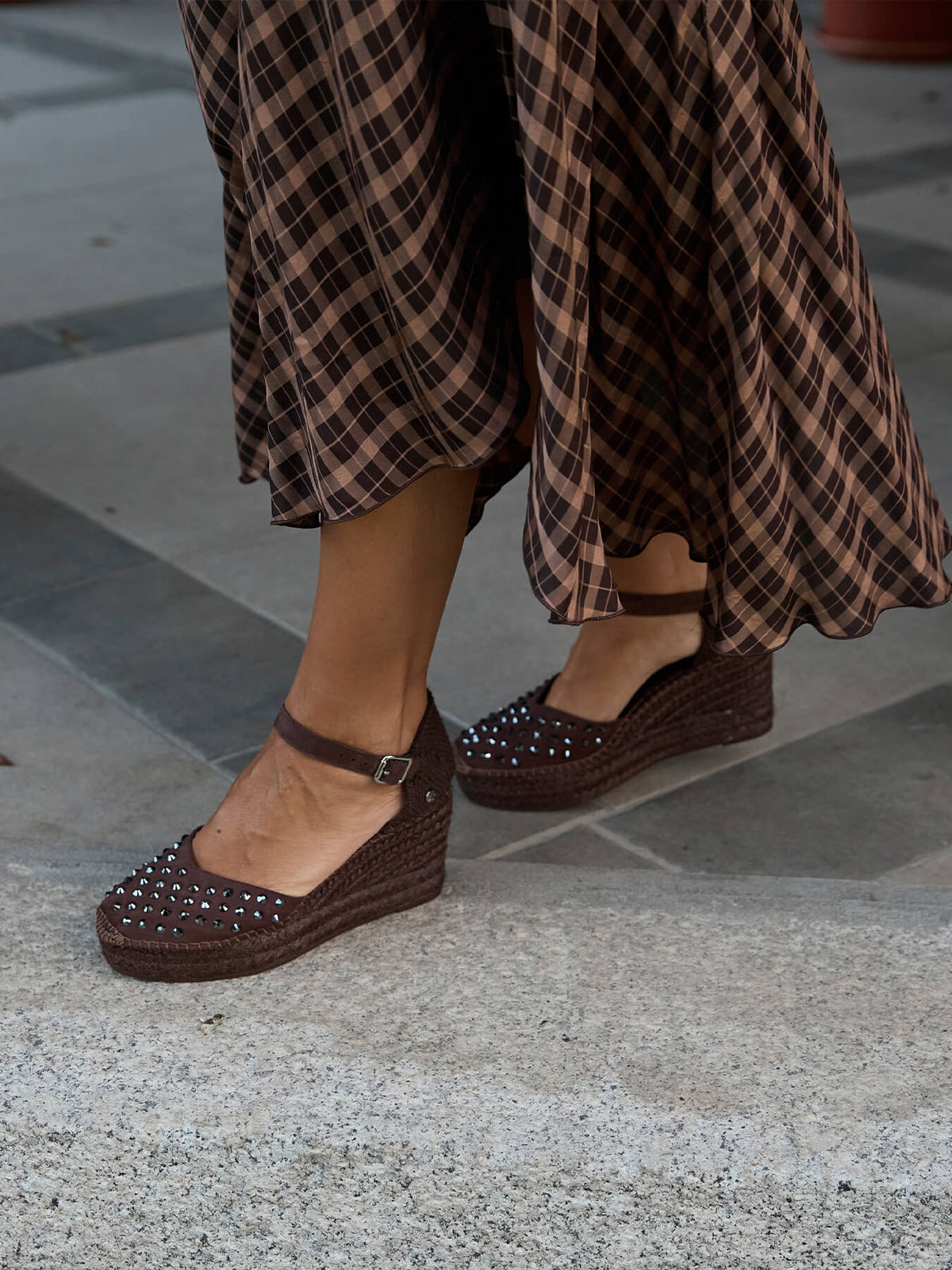 Jara Compensées 8 cm Daim Marron Foncé