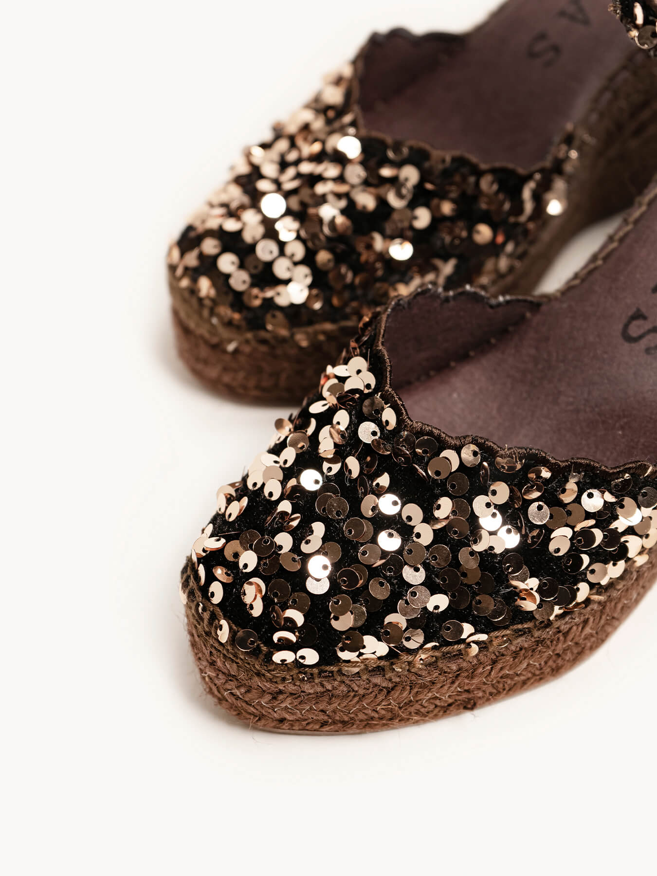 Jara Cuña Alta Lentejuelas Marrón