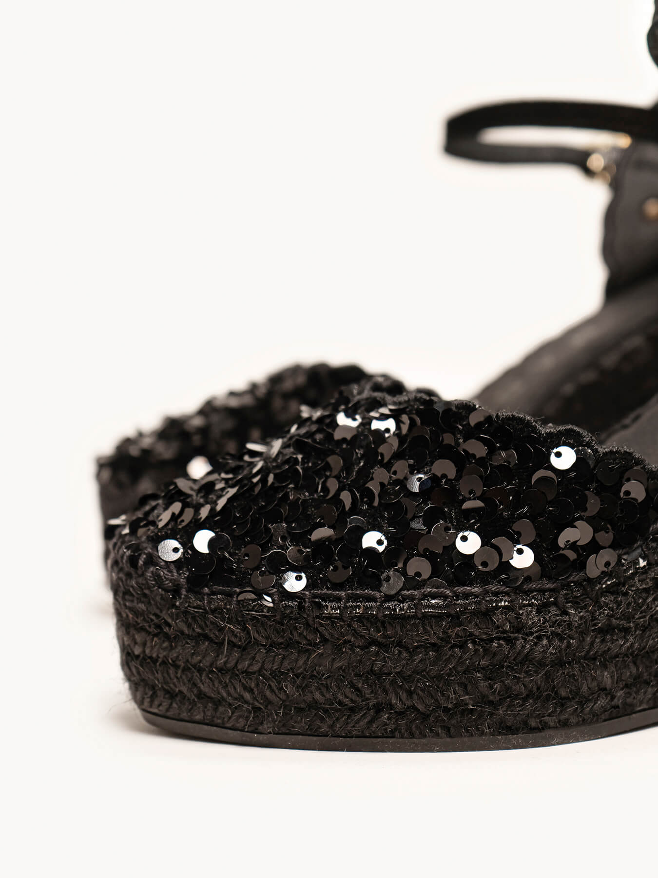 Jara Cuña Alta Lentejuelas Negro