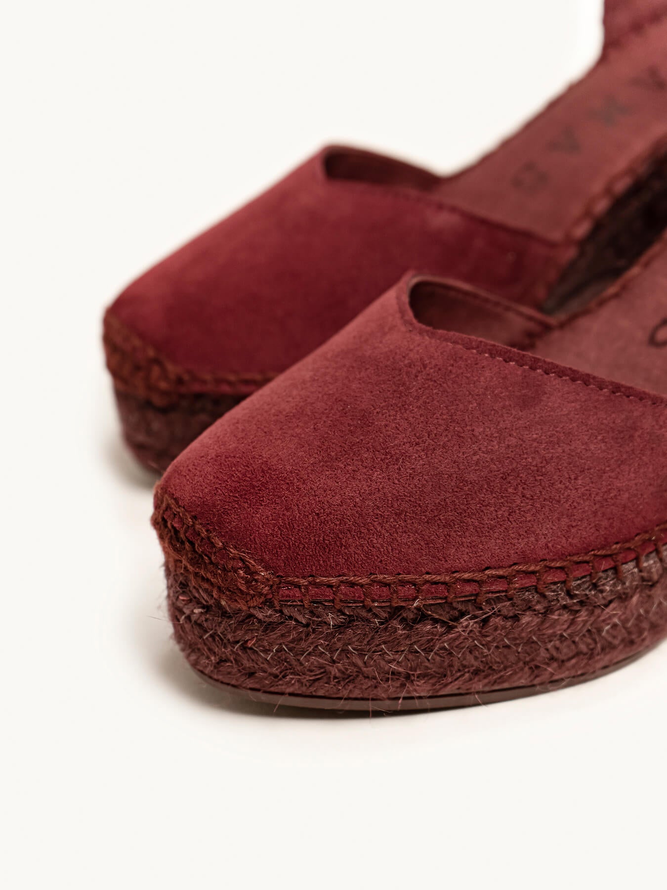 Jara Cuña Media Plataforma Ante Granate