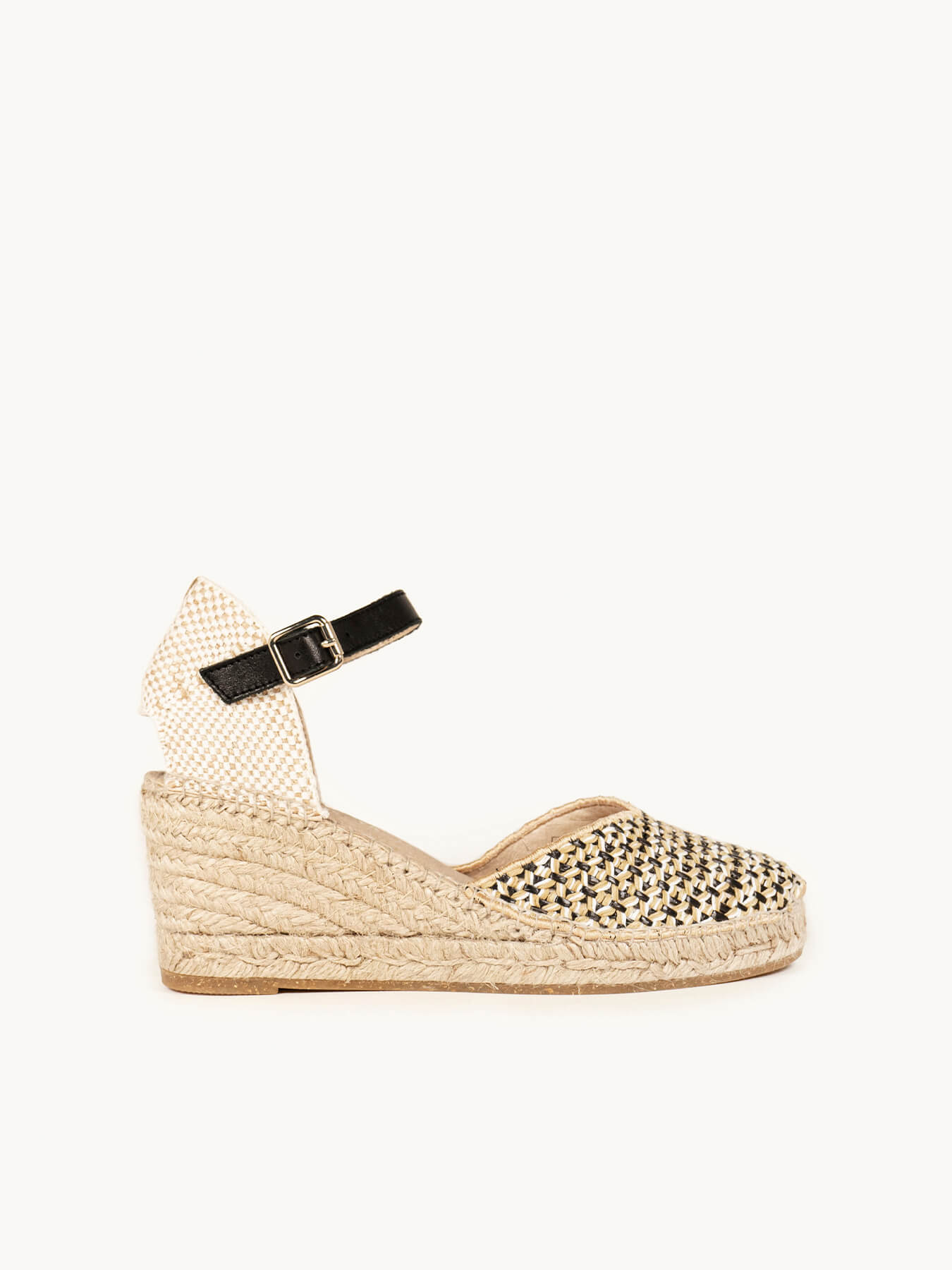 Jara Wedge Medium Braided Black