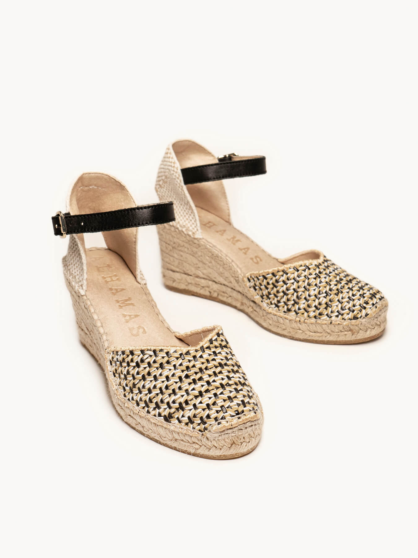 Jara Wedge Medium Braided Black