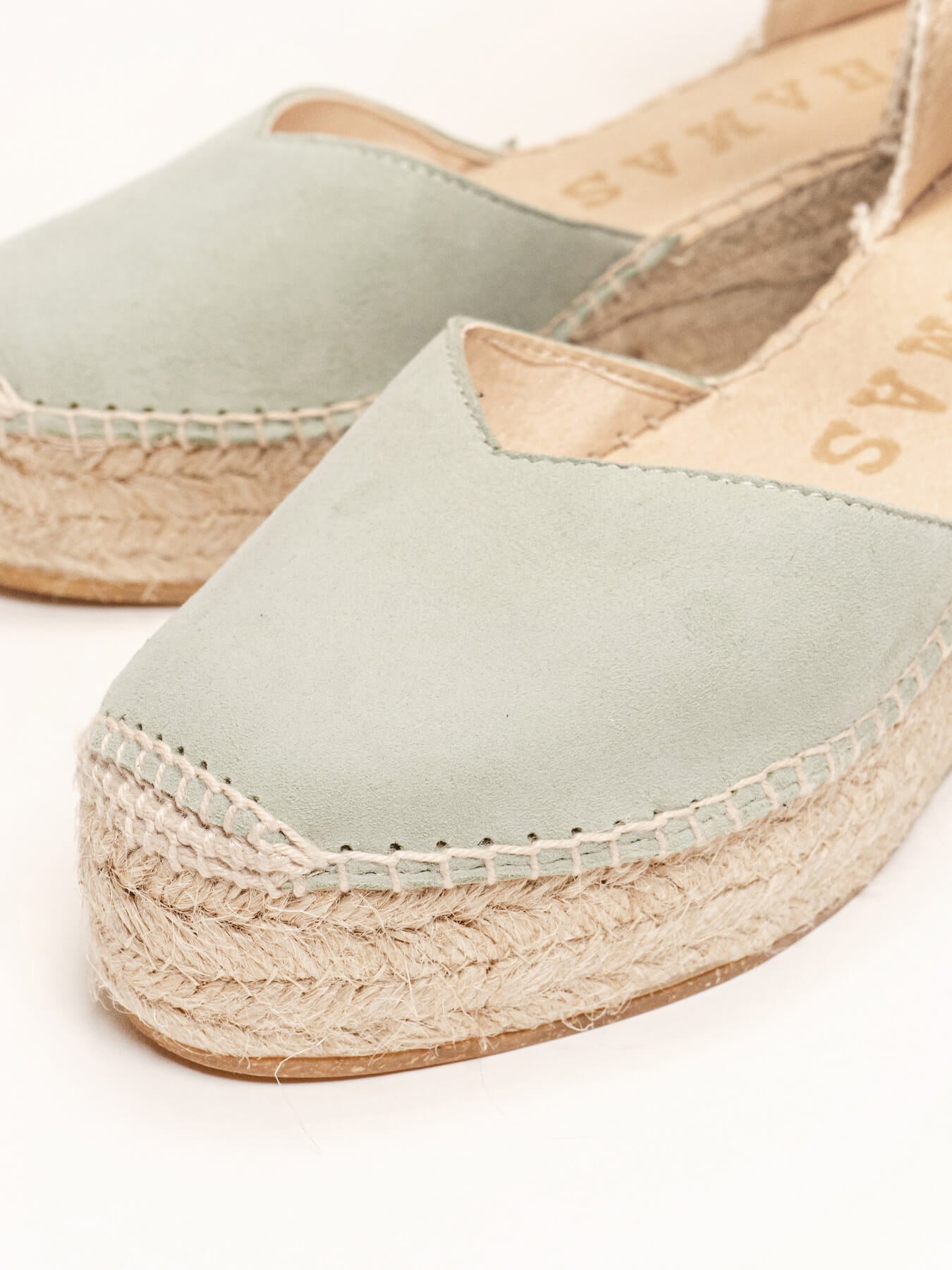 Jara Light Green Suede Platform