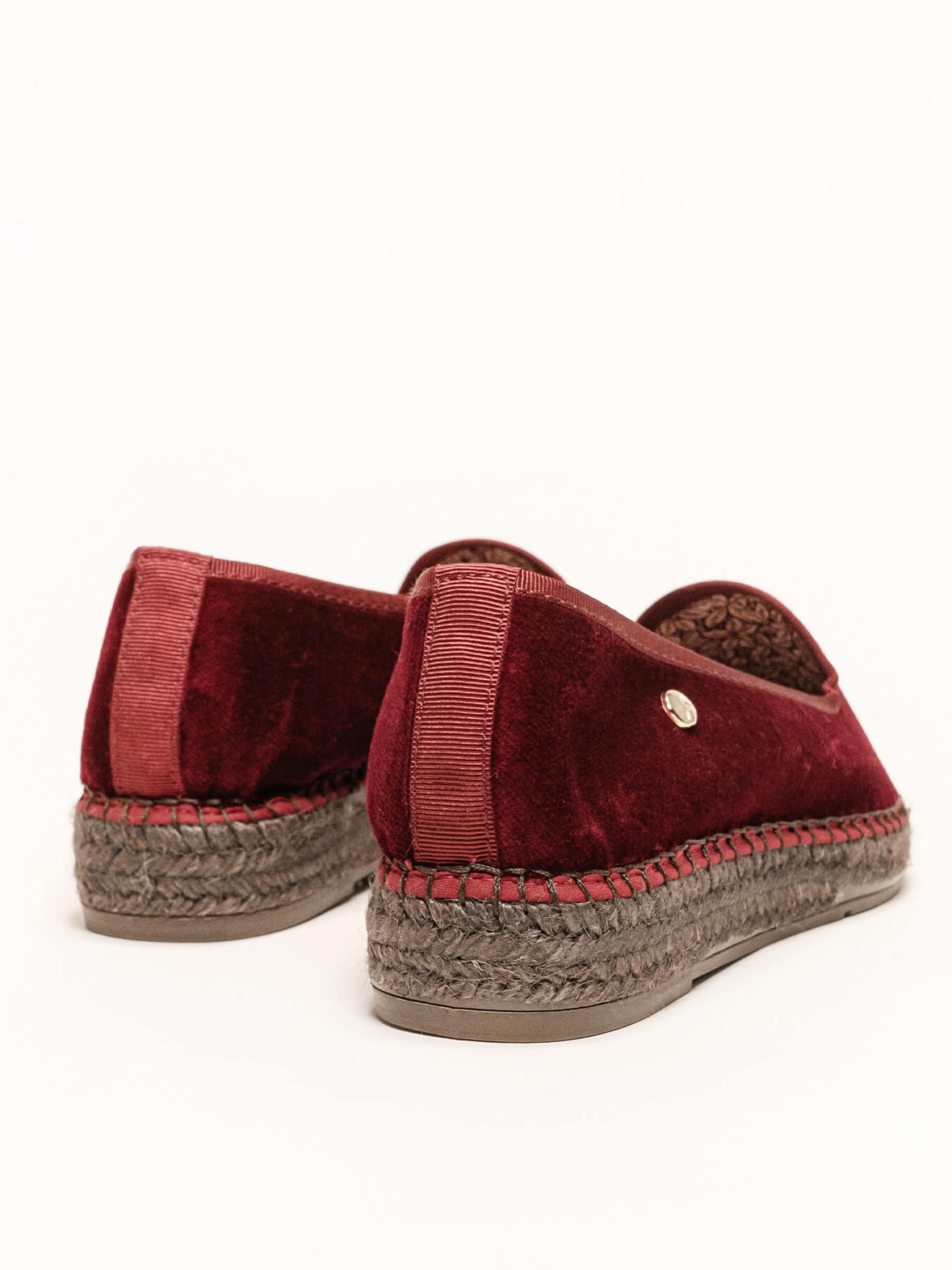 Narciso Maroon Velvet Wedge