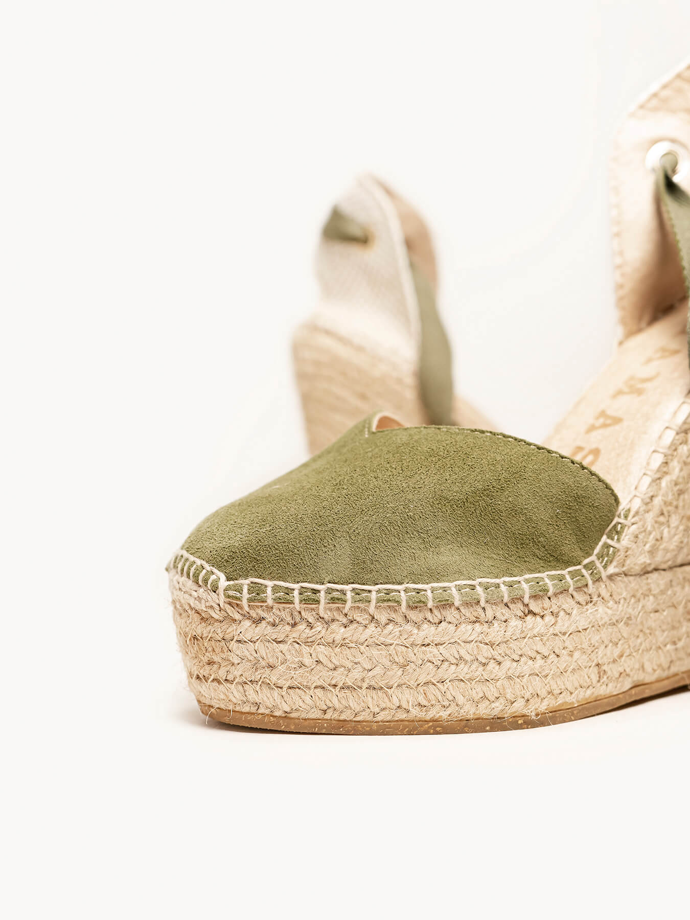 Romero Cuña Alta 12cm Ante Verde Kaki