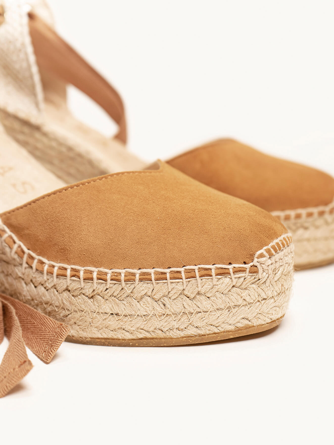 Romero Cuña Alta Ante Marron Claro