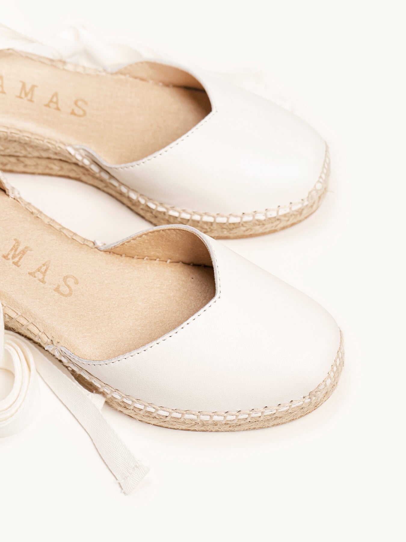 Romero Cuña Baja Napa Blanco