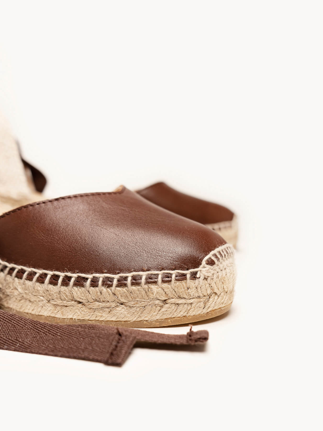 Romero Cuña Baja Napa Marron Oscuro