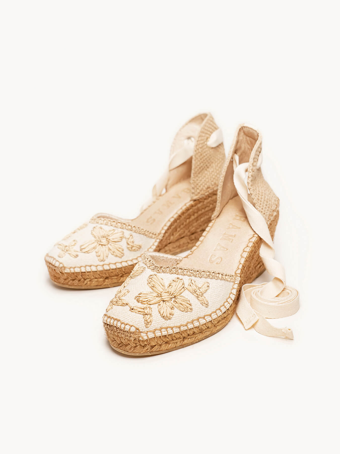 Romero Cuña Media Rafia Petalos Arena