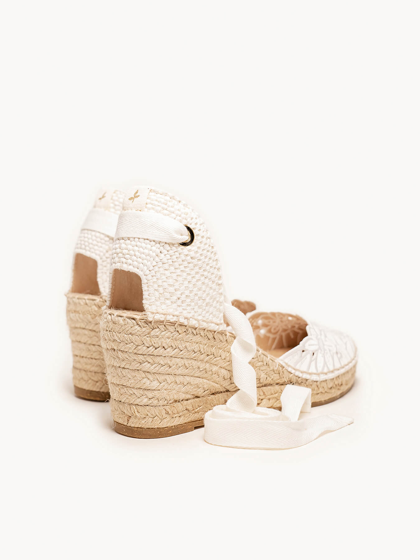 Romero Cuña Media Bordado Silvestre blanco