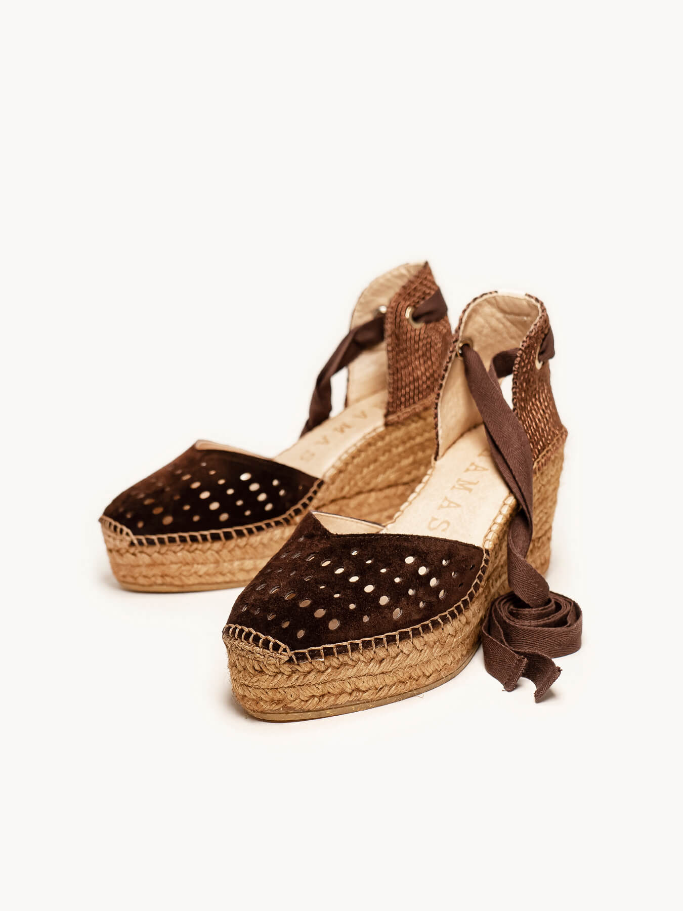 Romero Cuña Media Plataforma Serraje Picados Marron Oscuro