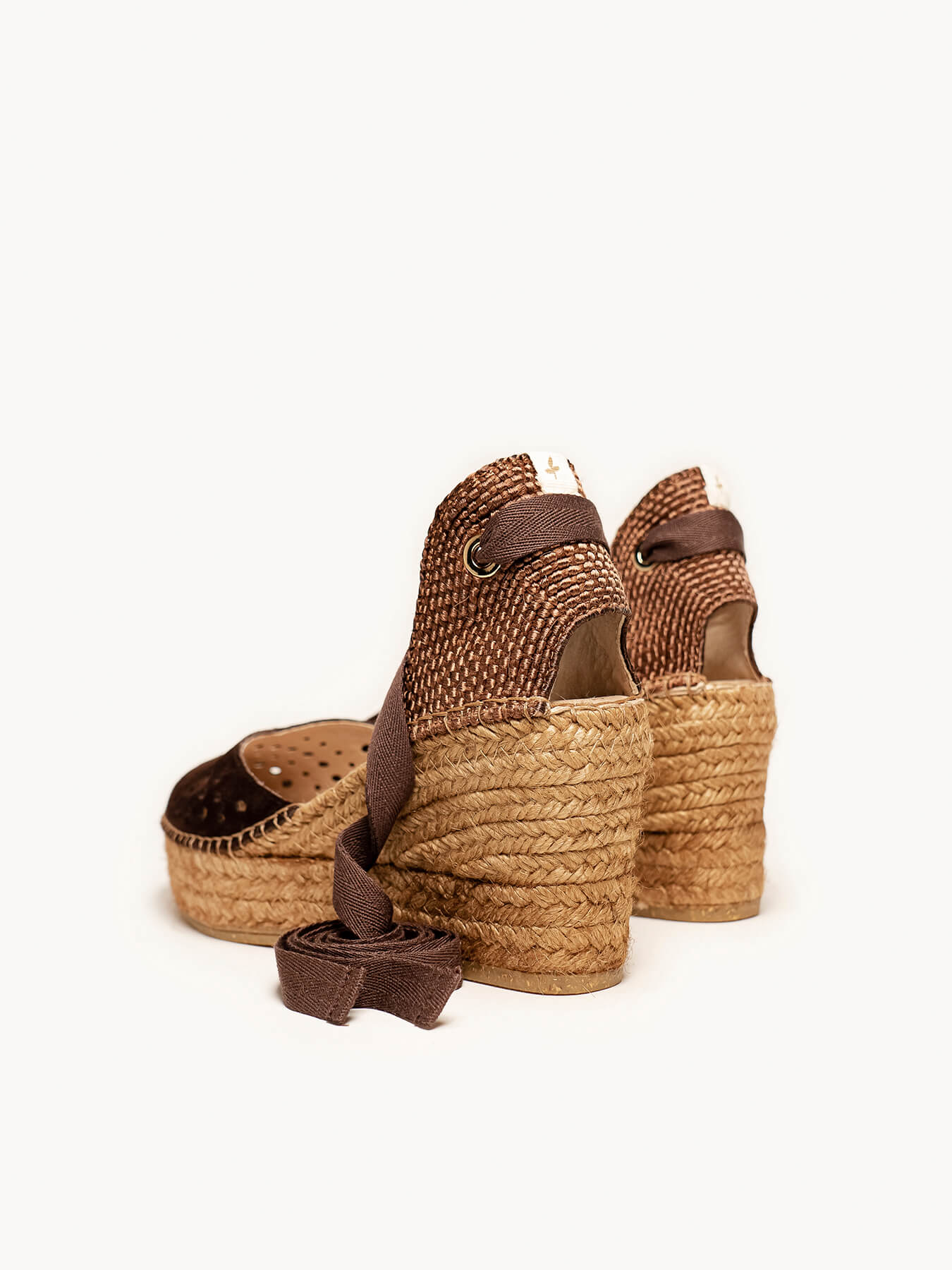 Romero Cuña Media Plataforma Serraje Picados Marron Oscuro