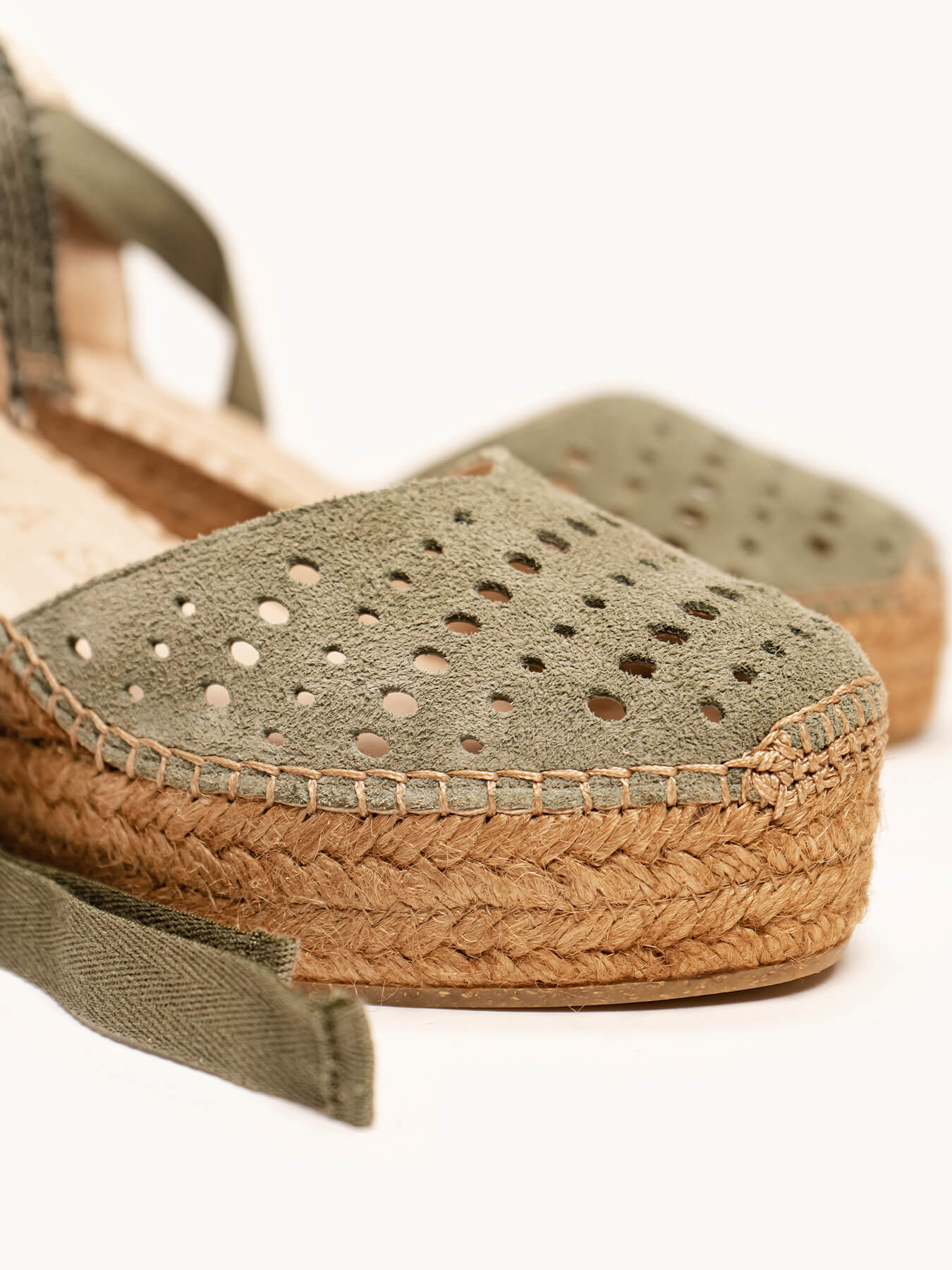 Romero Cuña Media Plataforma Serraje Picados Verde