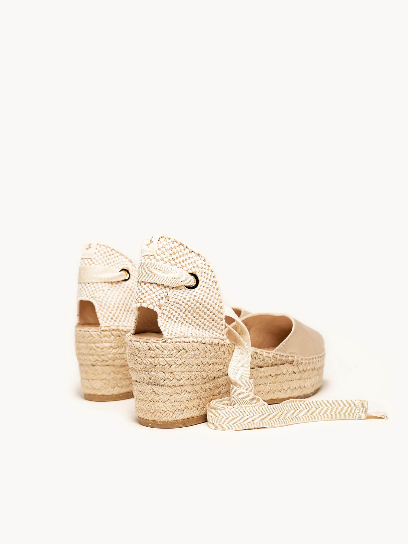 Romero Plataforma Ante Metal Oro